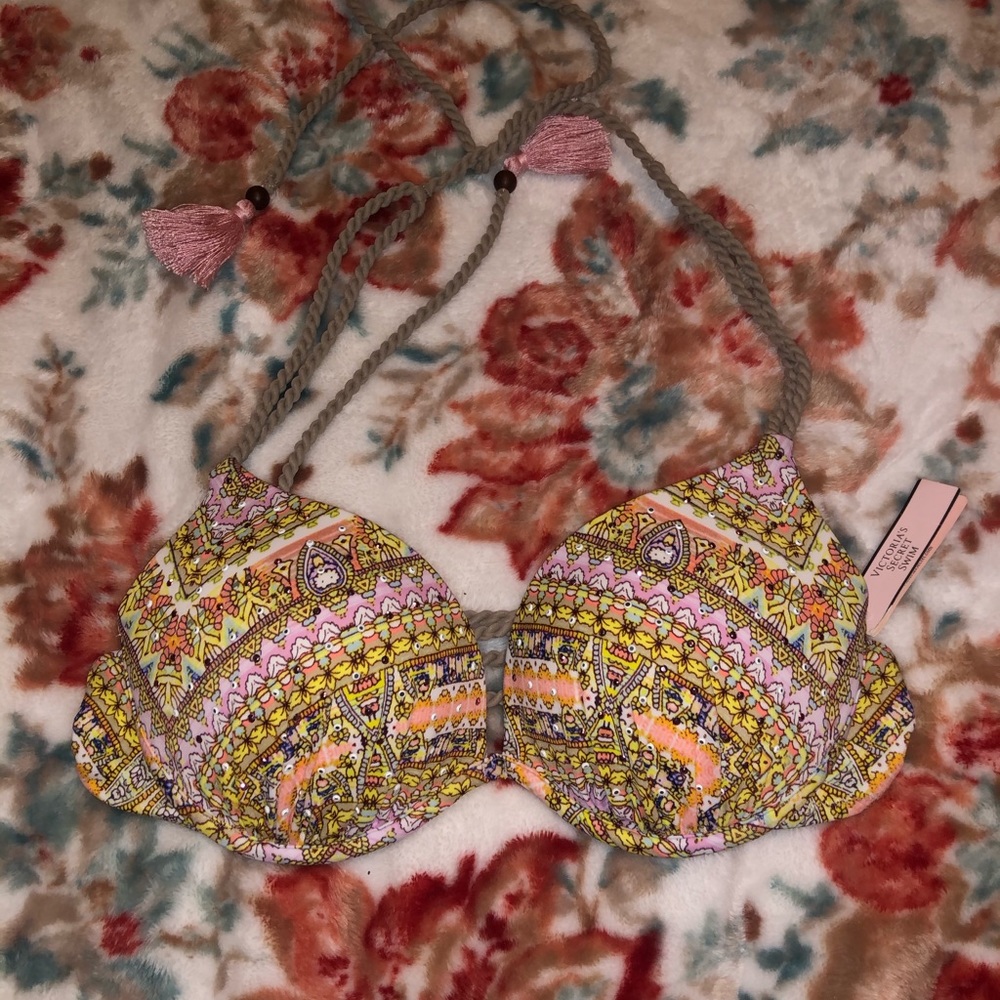 Bikini top
